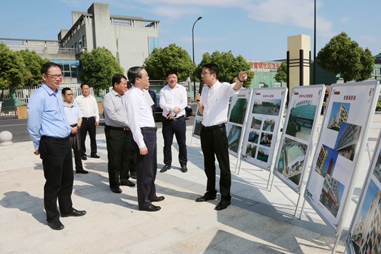 衙前镇有多少人口_手机衙前网 市政协主席潘家玮调研衙前小城镇环境综合整治